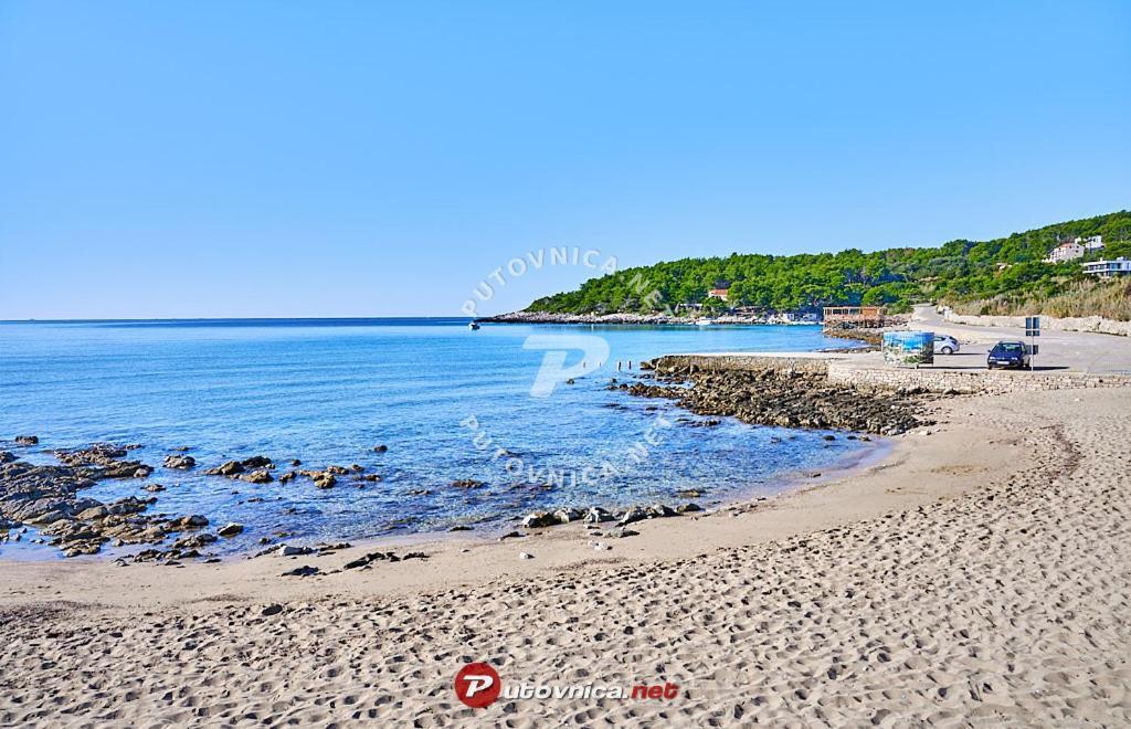 Apartments Ana By The Sea Lumbarda Exterior foto